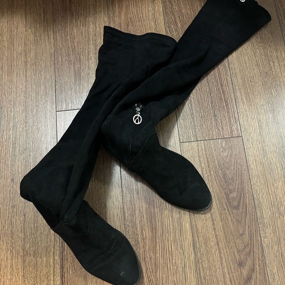 Wishbone Suede over the knee boots in black size US 7 - Picture 3 of 5